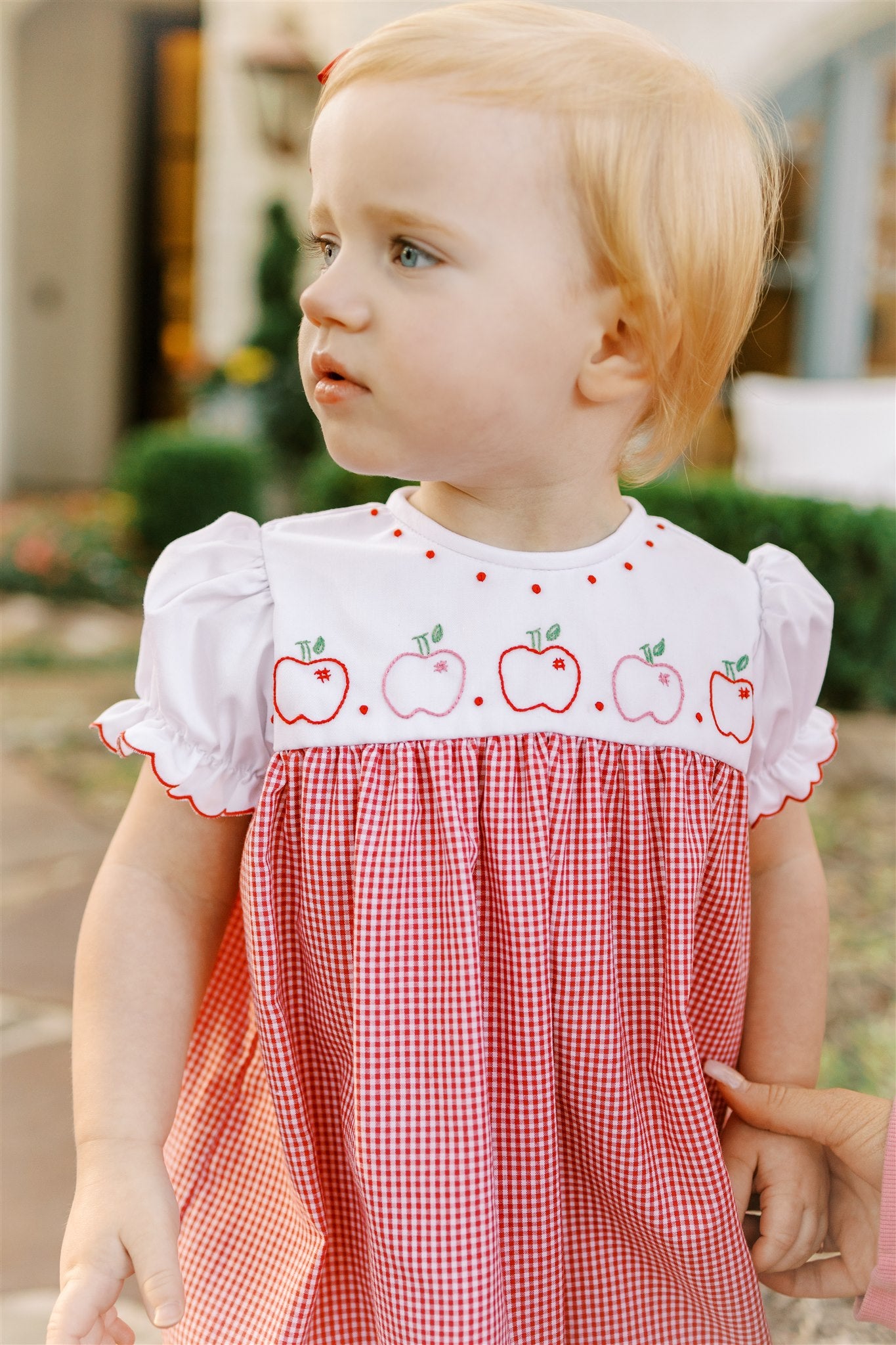 Braeburn Girl Bubble