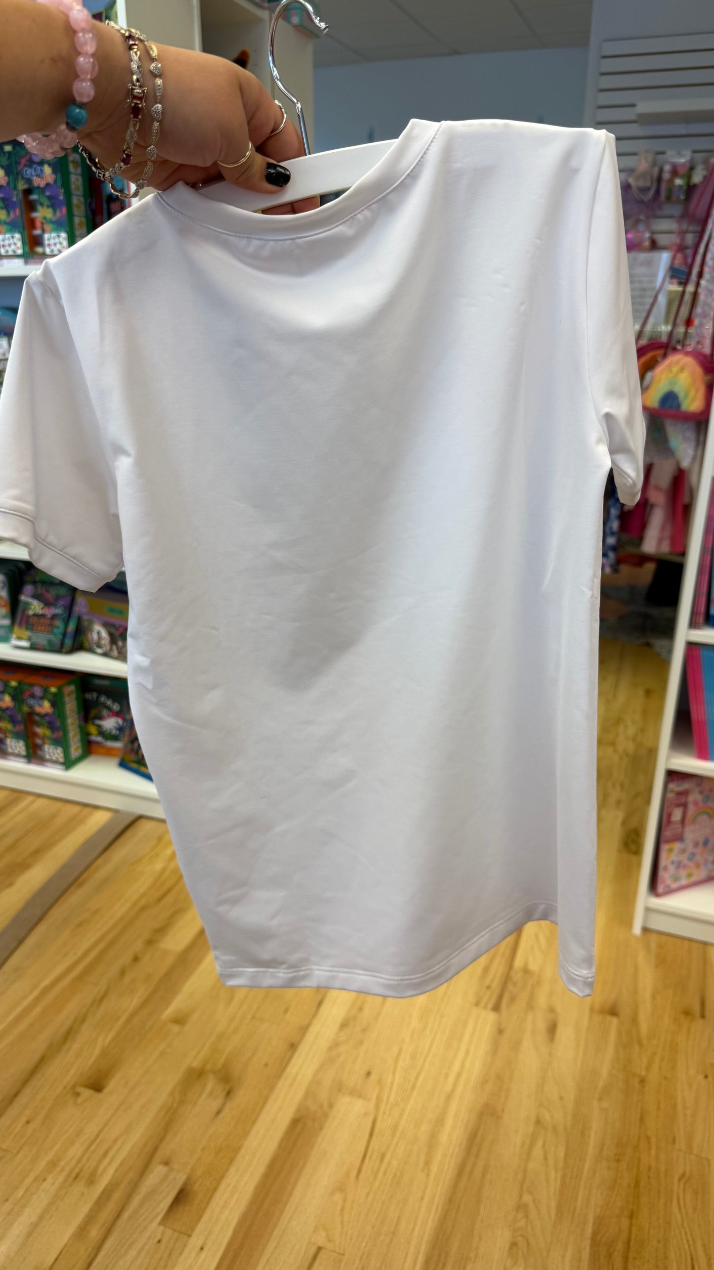 Bradley Basic T White Athleisure
