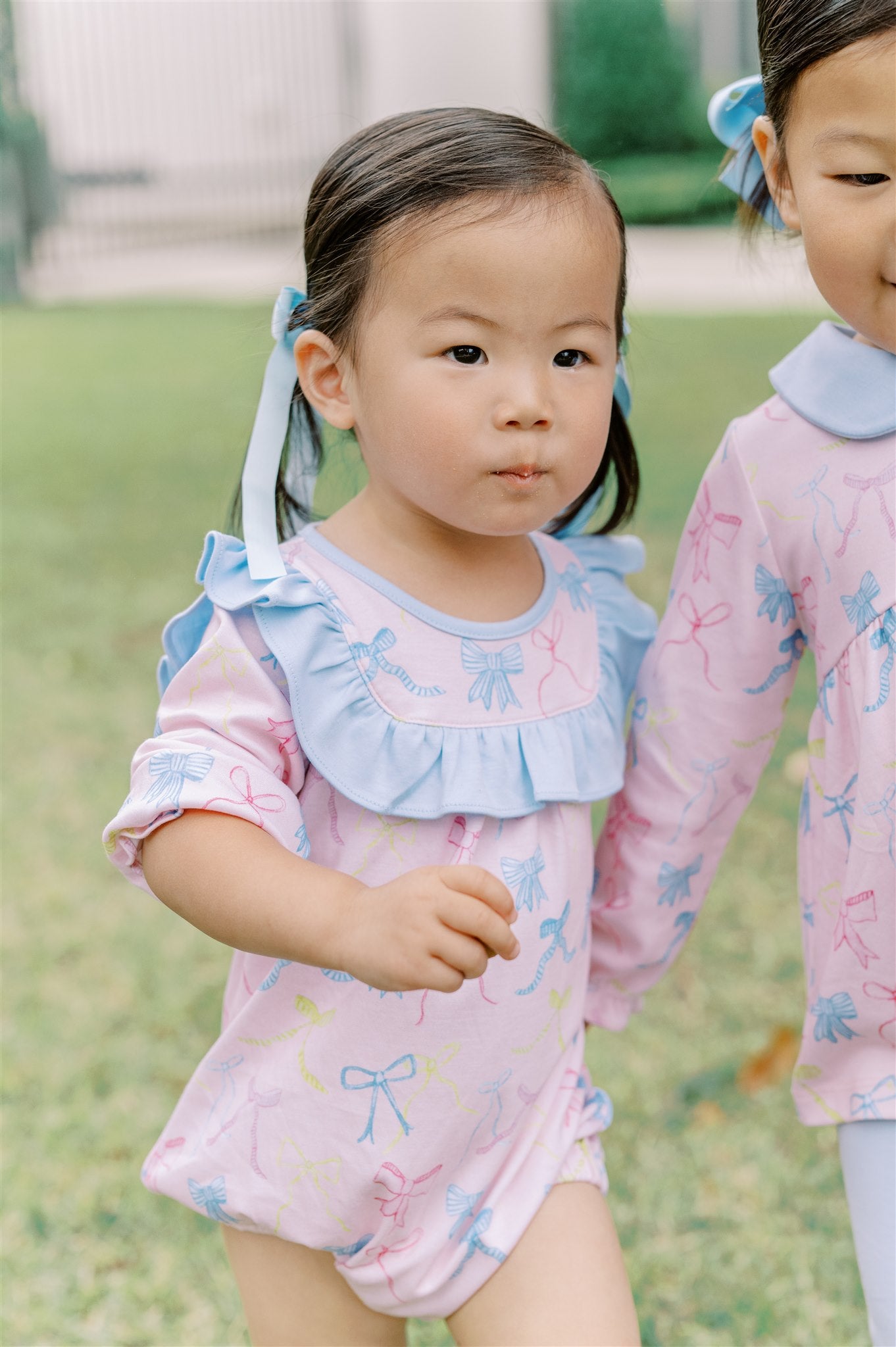 Ribbon Party Bubble