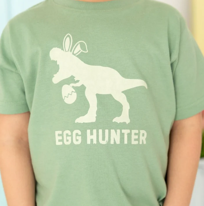 Egg Hunter Easter Short Sleeve T-Shirt