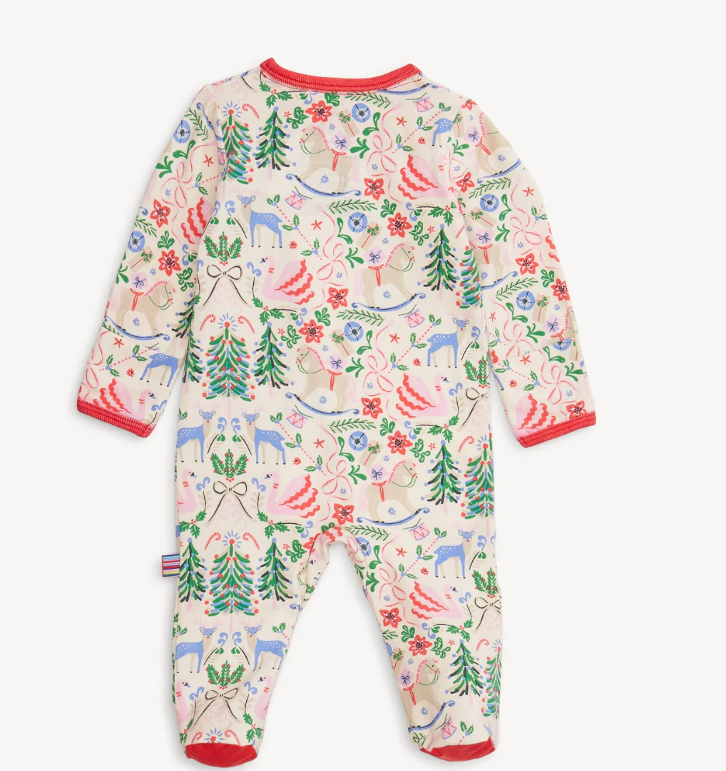 Sugar Plums Dreams Magnetic Footie
