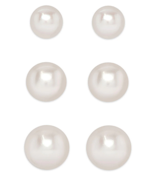 Graduated Freshwater Pearls Stud Set