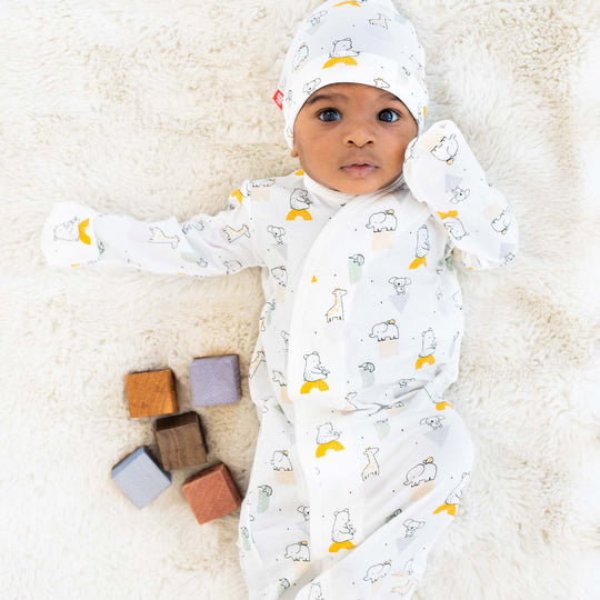 New Kid On The Block Magnetic Gown & Hat