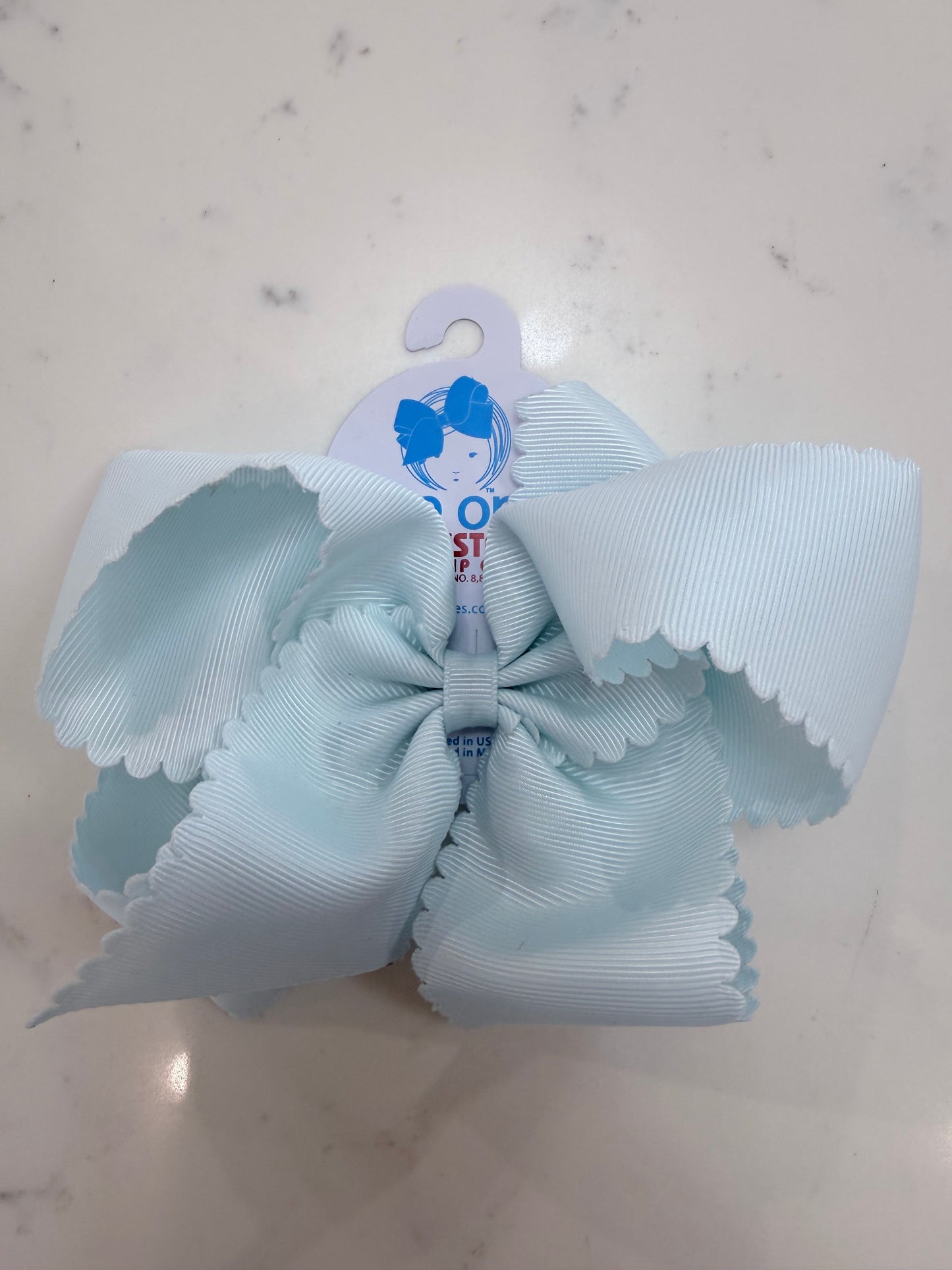 King Scalloped Edge Grosgrain Bow