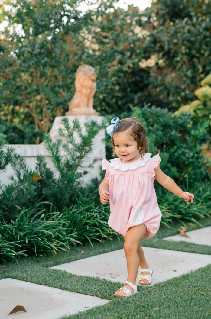 Clover Bunny Girl Bubble