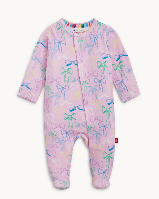 Take A Bow Magnetic Footie