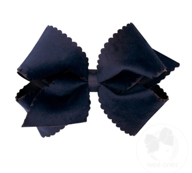 King Scalloped Edge Velvet Bow