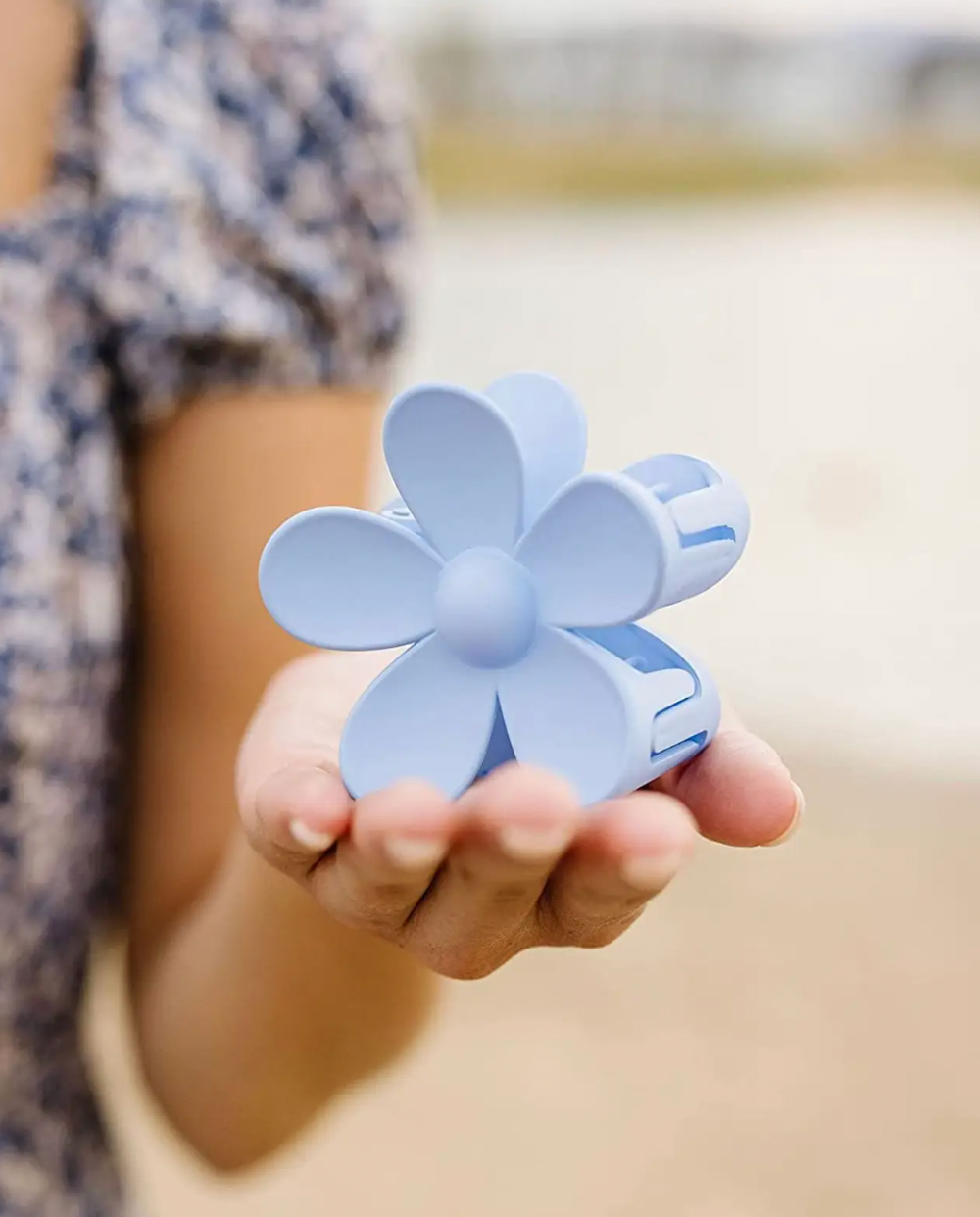 Daisy Hair Claw